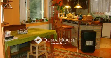 House 3 bathrooms in Central Hungary, Hungary