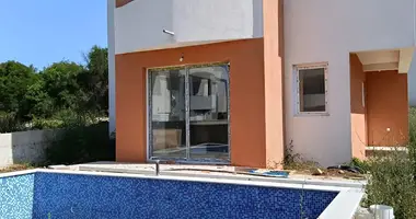 Дом 4 комнаты в Печурице, Черногория