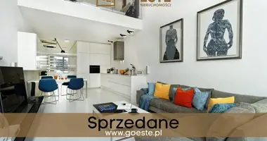 4 room apartment in Smolice, Poland