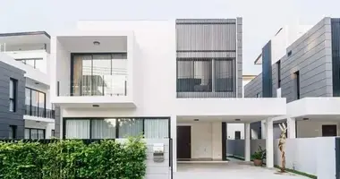 Villa 5 bedrooms in Choeng Thale, Thailand