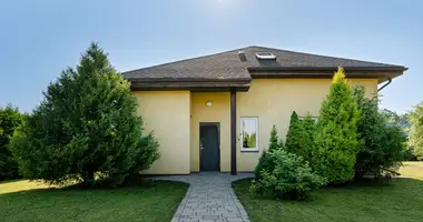 Casa 5 habitaciones en Ozolnieki, Letonia