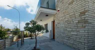 3 bedroom apartment in Peyia, Cyprus