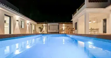 5 bedroom house in Ricmar, Spain