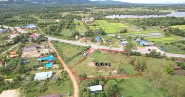 Участок земли в Каеп, Камбоджа