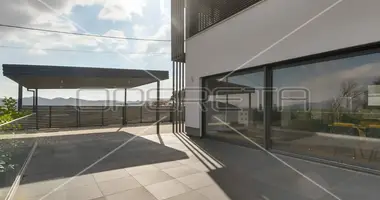 Haus 3 zimmer in Mala Rakovica, Kroatien