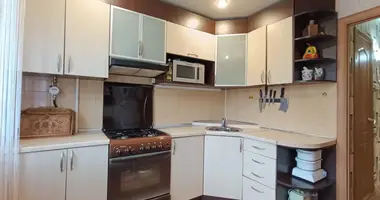 Wohnung 3 zimmer in Minsk, Belarus