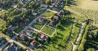 Grundstück in Biskupice, Polen