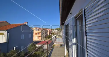 Apartamento 2 habitaciones en Opcina Tribunj, Croacia