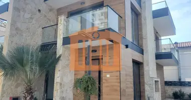 Квартира 3 комнаты в Golem, Албания