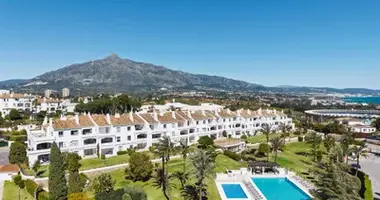 Mieszkanie 2 pokoi w San Pedro Alcantara, Hiszpania