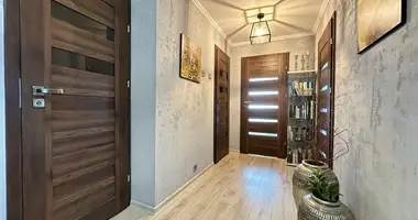 Apartamento 4 habitaciones en Varsovia, Polonia