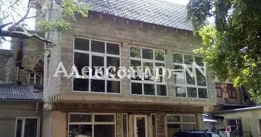 4 room apartment in Odesa, Ukraine