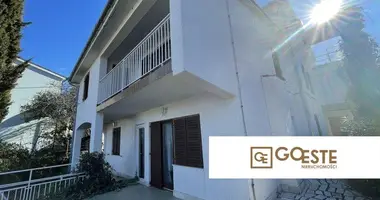 Maison 8 chambres dans Opcina Dezanovac, Croatie