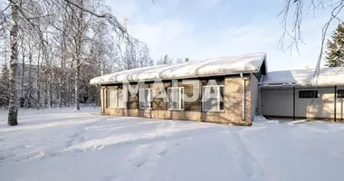 Dom 4 pokoi w Kemi, Finlandia