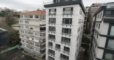 1 bedroom apartment in Besiktas, Turkey
