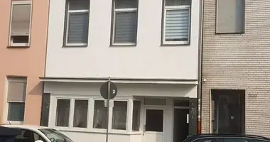 Dom 6 pokojów w Monchengladbach, Niemcy