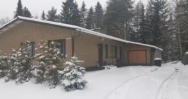 Haus 4 zimmer in Imatra, Finnland