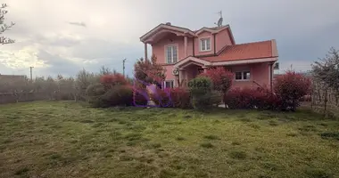 Villa en Luc Deda Way, Montenegro