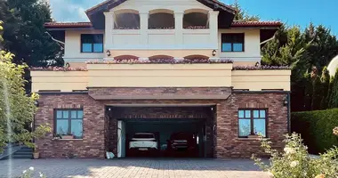 Villa 4 bedrooms in Balatongyorok, Hungary