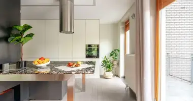 Appartement 3 chambres dans Varsovie, Pologne