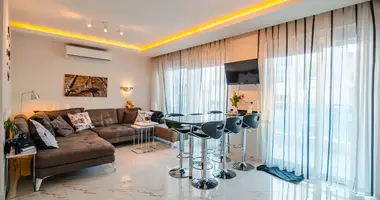 Penthouse 3 rooms in Avsallar, Turkey