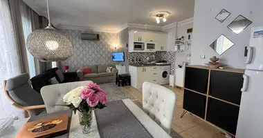 Mieszkanie 3 pokoi w Oba, Turcja