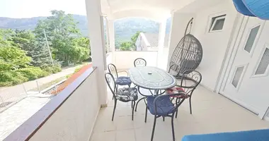 Haus 4 Schlafzimmer in Opcina Baska, Kroatien