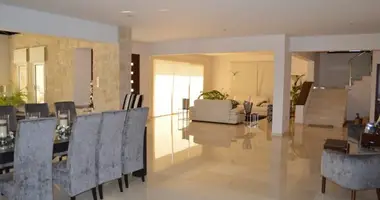Apartamento 6 habitaciones en Kato Polemidion Municipality, Chipre