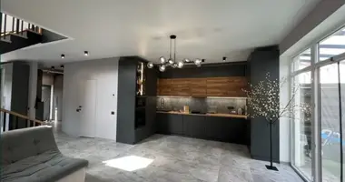 Maison 3 chambres dans Lymanka, Ukraine