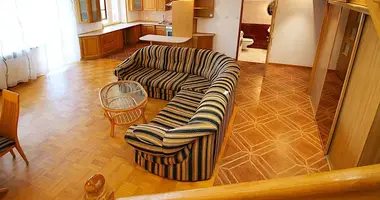 Квартира 3 комнаты в Отвоцк, Польша