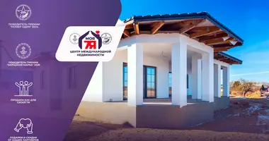 Casa en Tycynki, Belarús