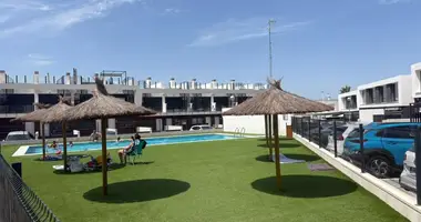Reihenhaus in Santa Pola, Spanien