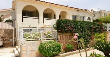 Villa en Peyia, Chipre