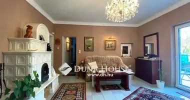 House 4 bathrooms in Budapest, Hungary