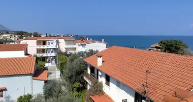 Chalet 4 chambres dans Laliotis, Grèce