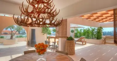 Penthouse 3 bedrooms in Germasogeia, Cyprus