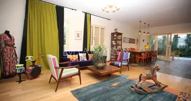 Haus 4 Schlafzimmer in Nikosia, Zypern