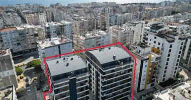 Appartement 2 chambres dans Muratpasa, Turquie