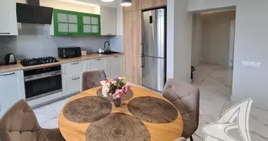 Квартира 2 комнаты в Мухавецкий сельский Совет, Беларусь