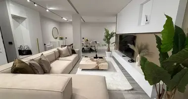 AMAZING APARTMENT 2+1 FOR RENT IN BLLOK w Tirana Municipality, Albania