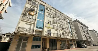 Apartamento 3 habitaciones en 67, Montenegro