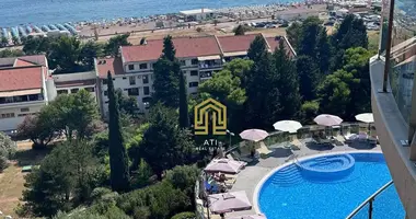 Apartamento 2 habitaciones en Becici, Montenegro