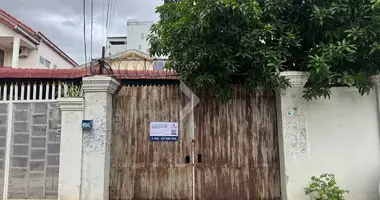 Villa 3 zimmer in Sangkat Boeng Tumpun 1, Kambodscha