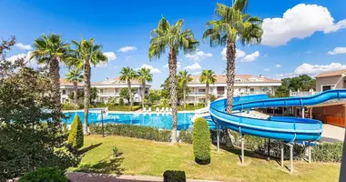 4 bedroom apartment in Serik, Turkey