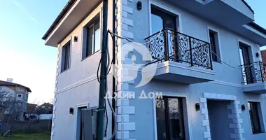 Casa 4 habitaciones en Marinka, Bulgaria