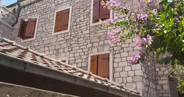 Dom 7 pokojów w Grad Supetar, Chorwacja