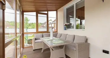 Casa en Rakauski sielski Saviet, Belarús