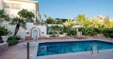 Apartment 8 bedrooms in Agios Tychonas, Cyprus