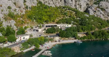 Villa 4 rooms in Kotor, Montenegro