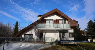 5 room house in Luksici Ozaljski, Croatia